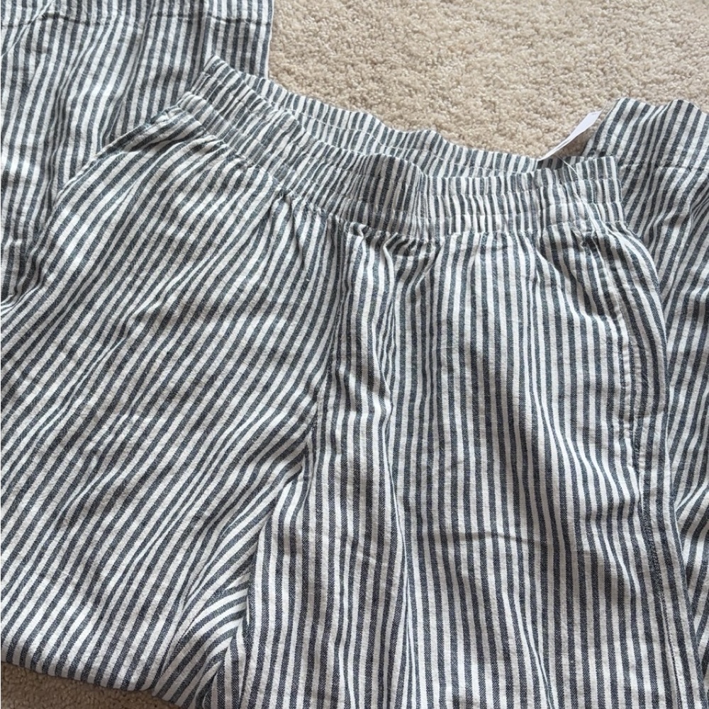Old navy linen pants NAVY and white striped